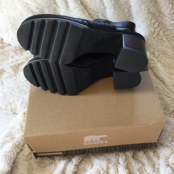 Sorel boots - Picture 5 of 7